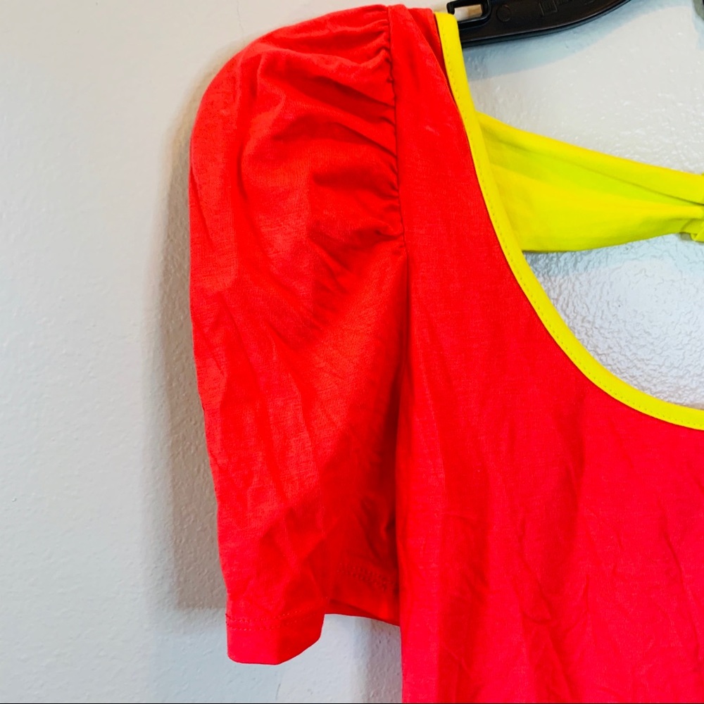 Bright Colored Dress - Picture 3 of 9